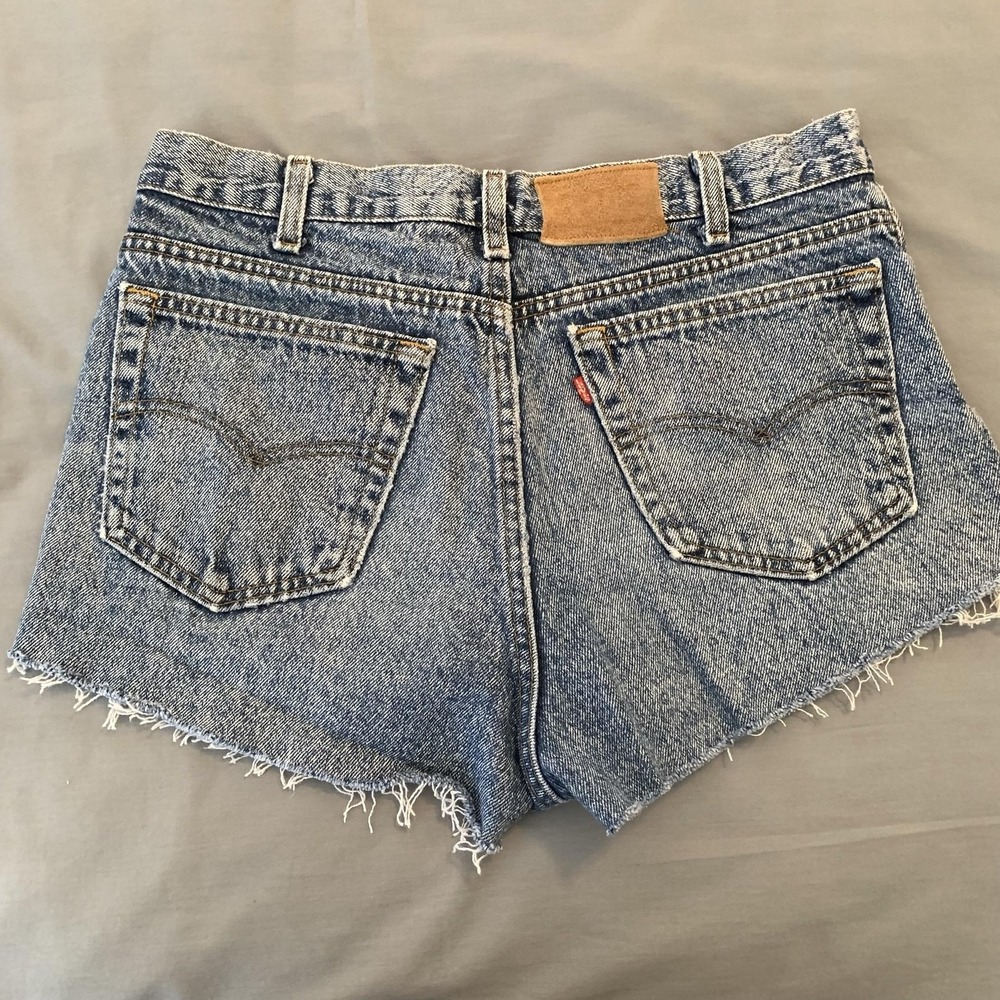 Vintage Levi's 540 Shorts Mens 34 Blue Denim Cutoff Frayed Raw Hem High Rise - Picture 8 of 9